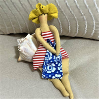 "Betty" - Ready for the Beach - The Irritable Pelican Artisan Gallery