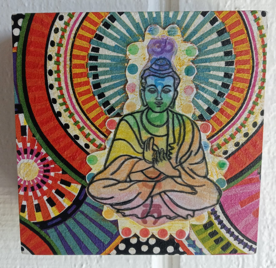 “Lilliputian Art: Bright Buddha